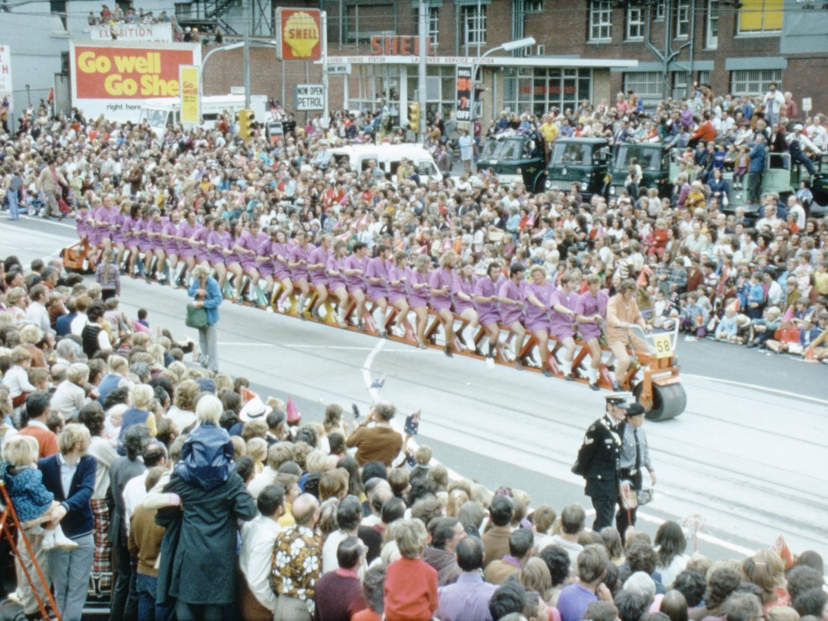 'Moomba' 1973 - 'Float parade' thru' the city thumbnail image.