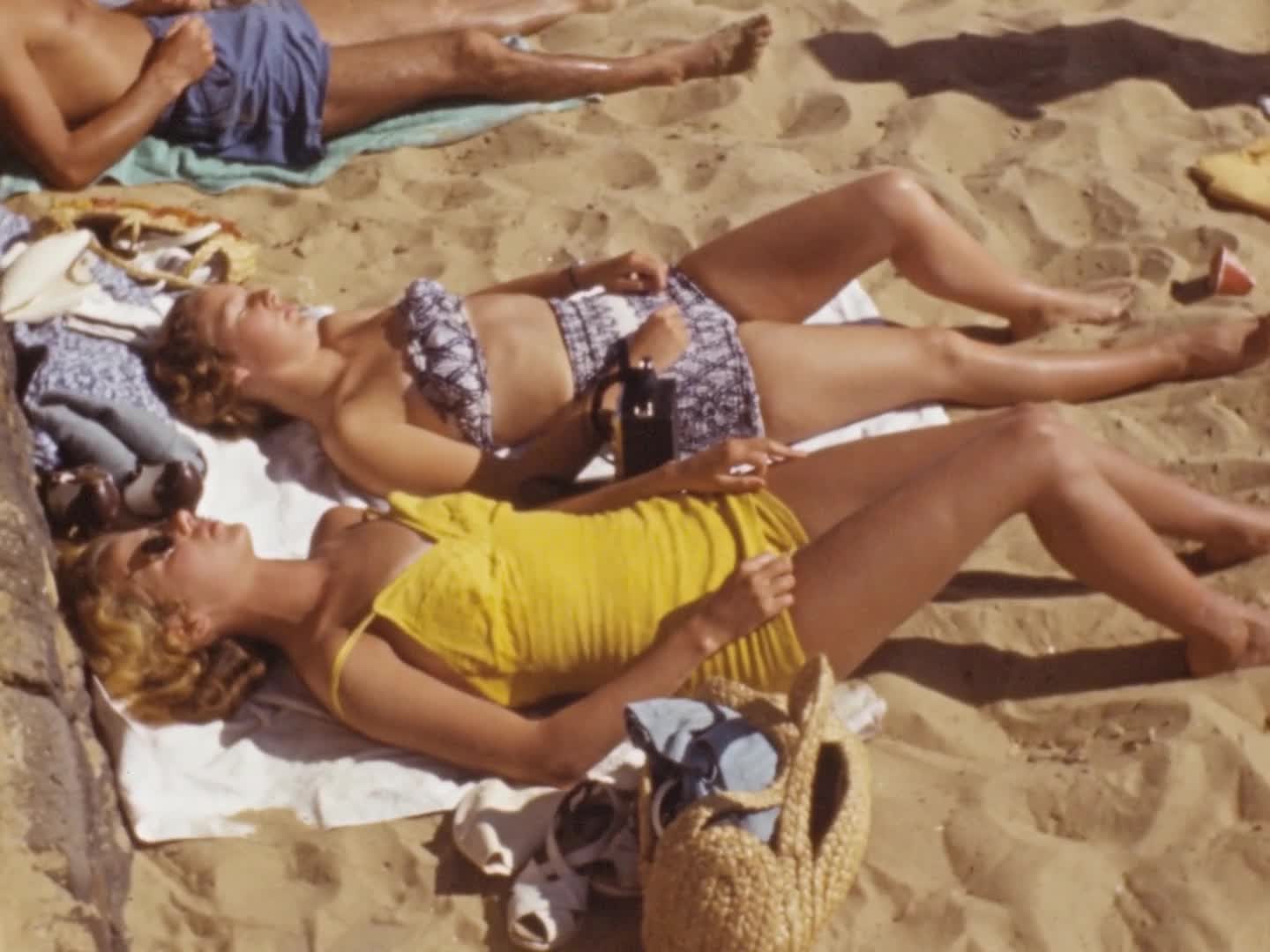 [Remix: Summer beaches and pools] thumbnail image.