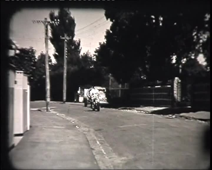 Flash trip to the beach thumbnail image.