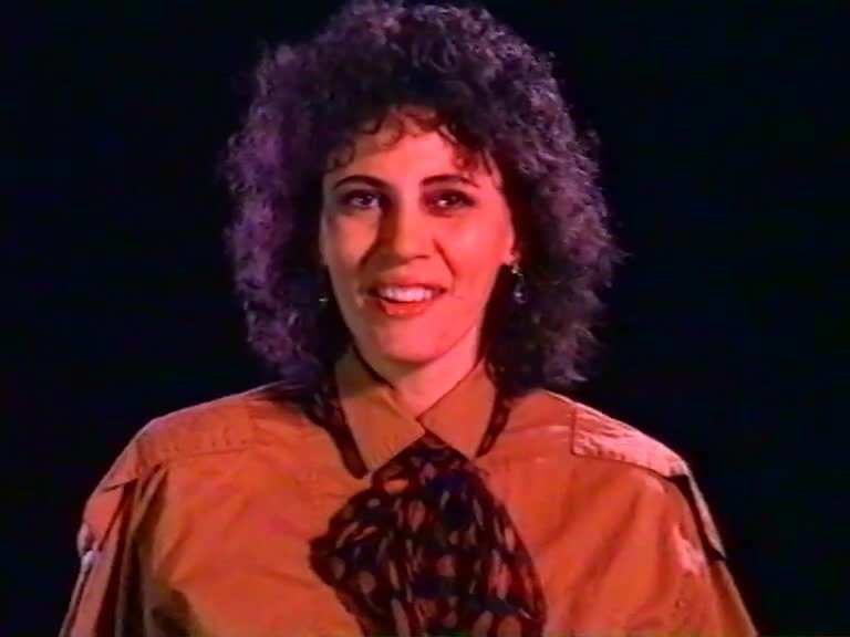 A still image from Solid women = Moodeitj yorgas