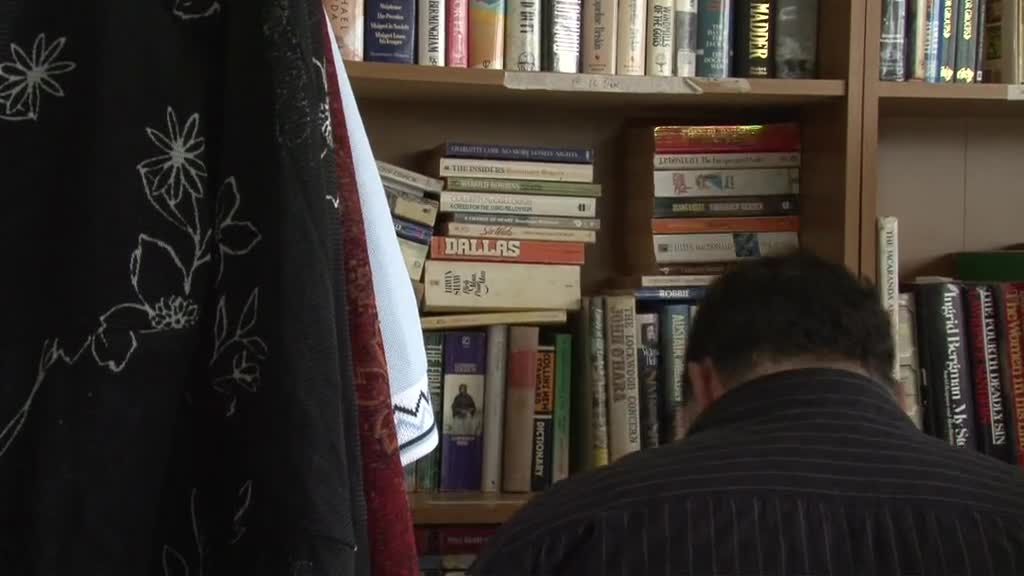 Lend Us a Hand thumbnail image.