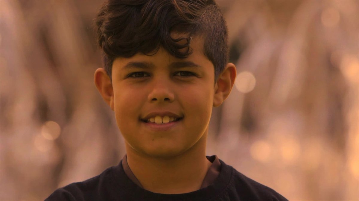A still image from The Children Came Back – Briggs and Geoffrey Gurrumul Yunupingu