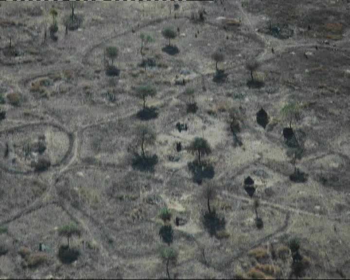 A still image from NOISE on film: noise for Darfur = Why should Australians make noise for Darfur?