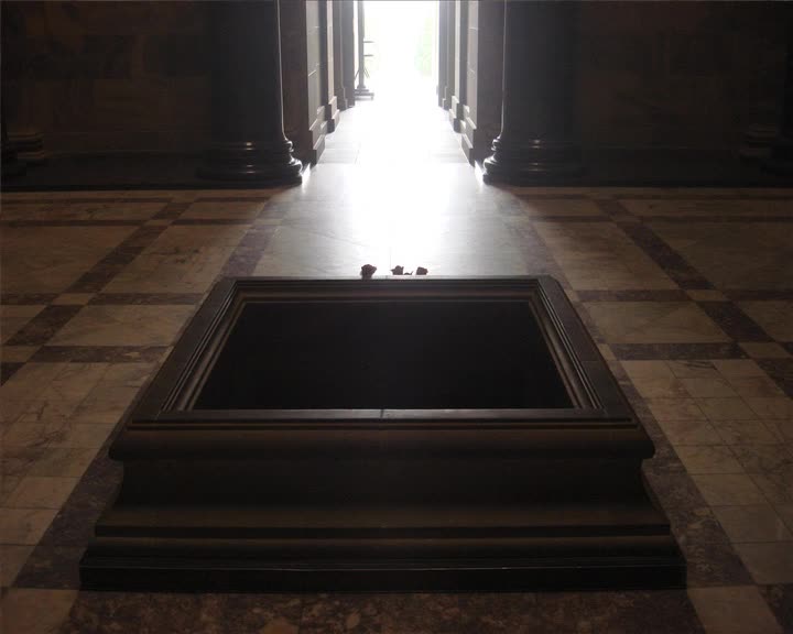 An Interview with Wing Commander Peter Isaacson : Chairman of the Shrine of Remembrance Trustees (1983-2000) thumbnail image.