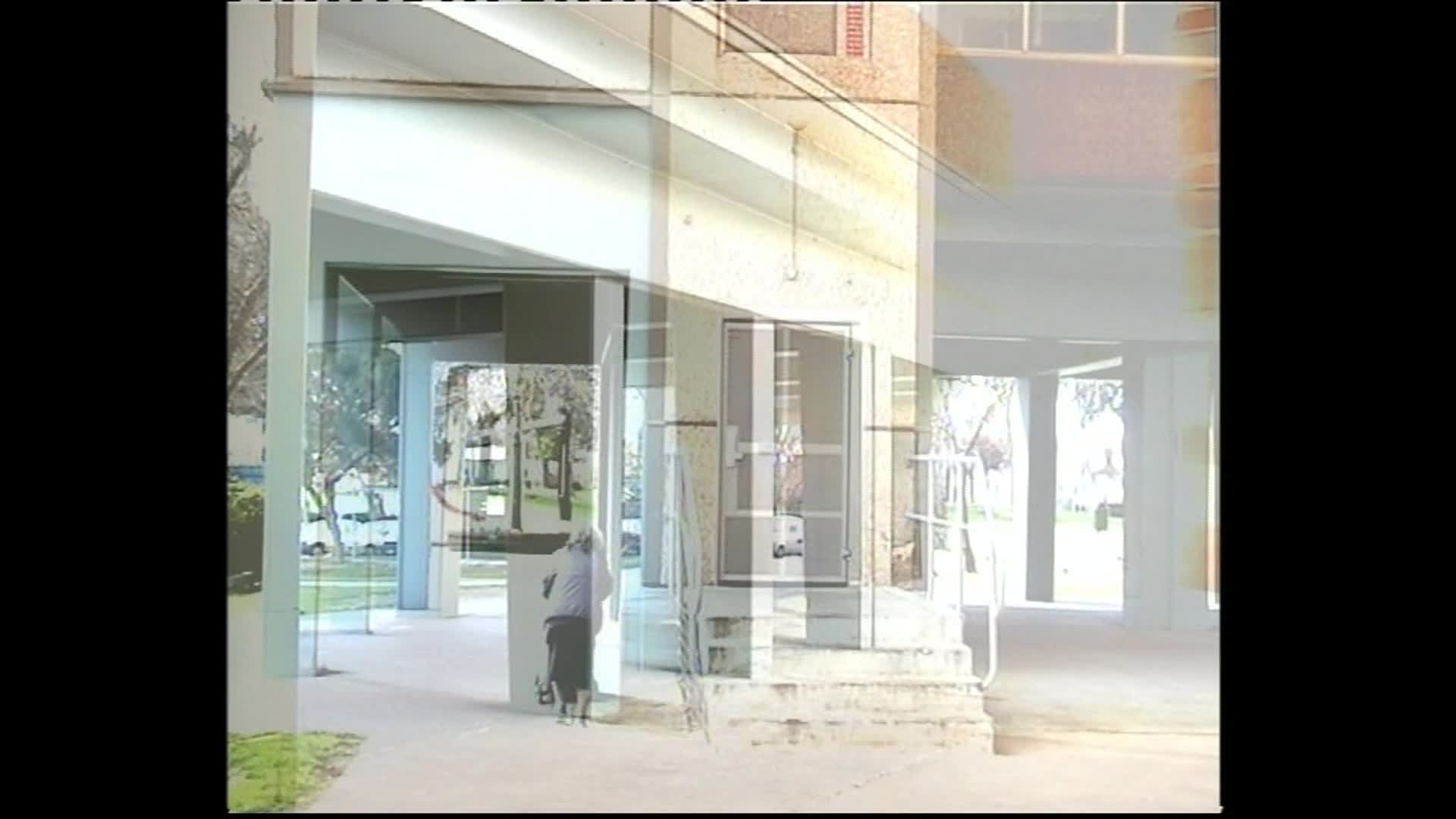 North thumbnail image.