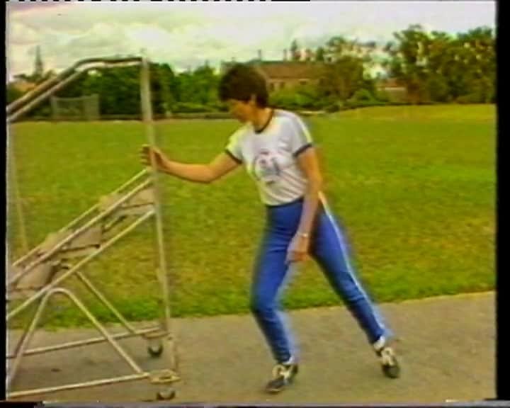 A still image from Discus