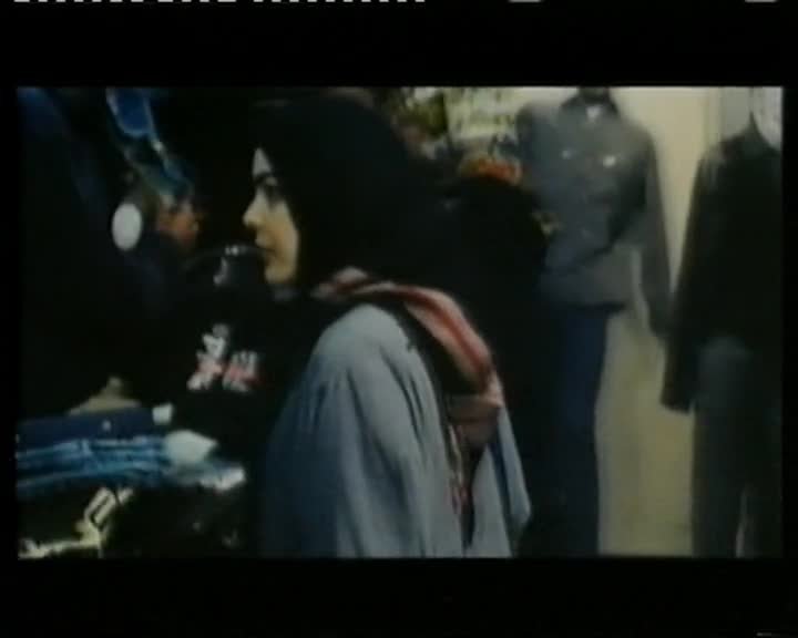 A still image from The Circle = Dayereh = Il Cerchio [Widescreen]