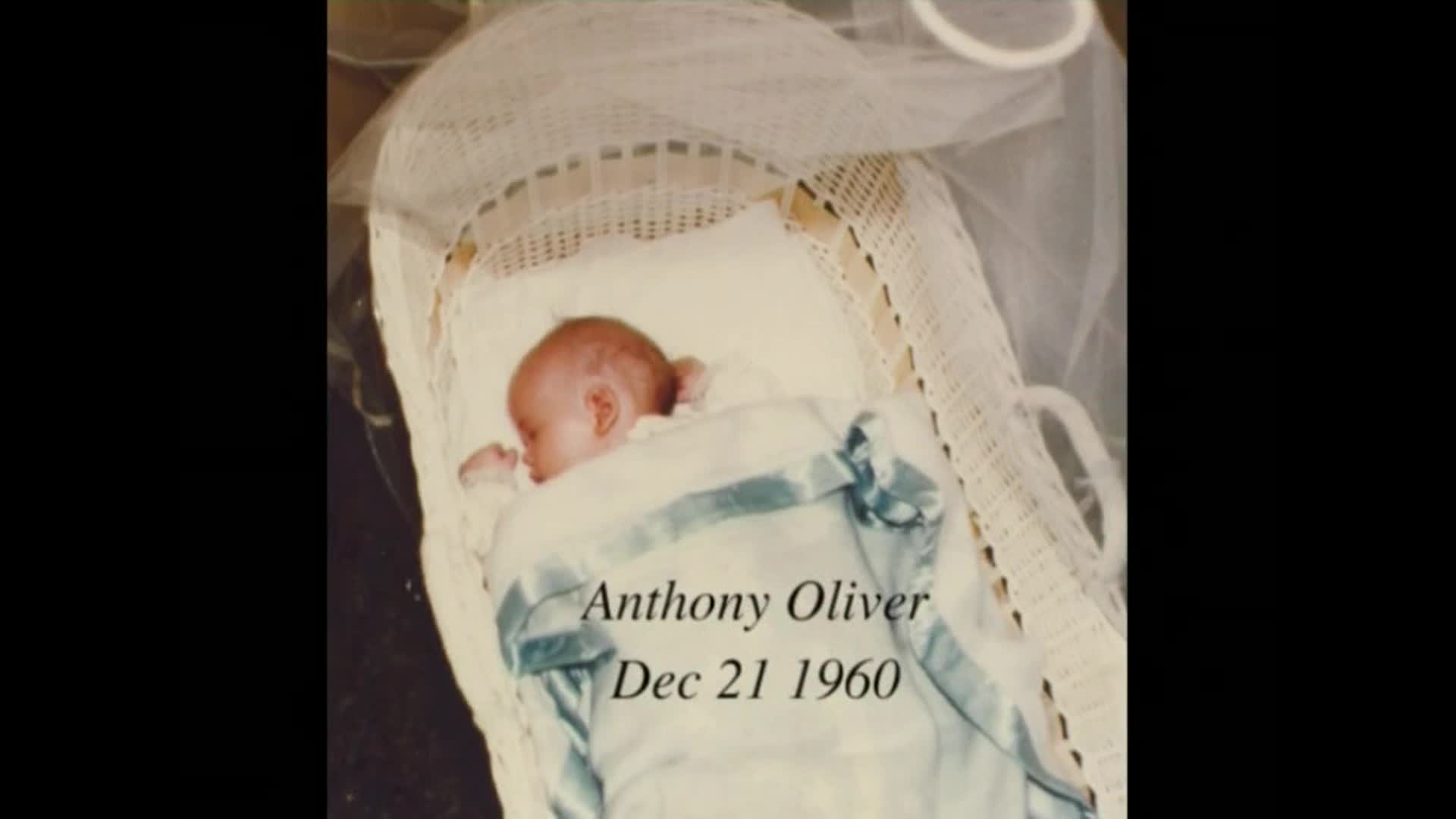 Max and Noel Oliver's story thumbnail image.