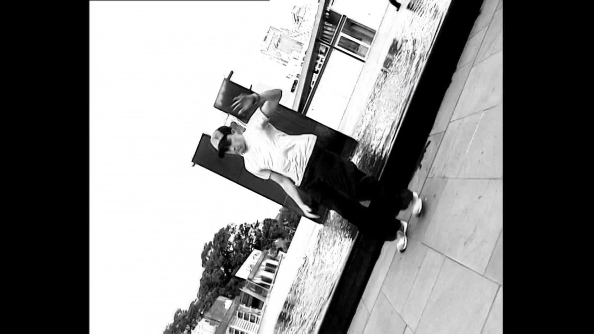 Fountain thumbnail image.