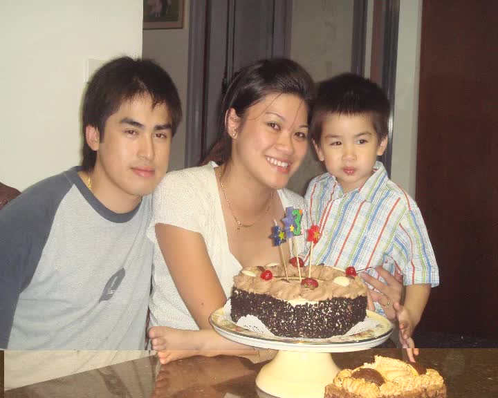 The Tran family thumbnail image.