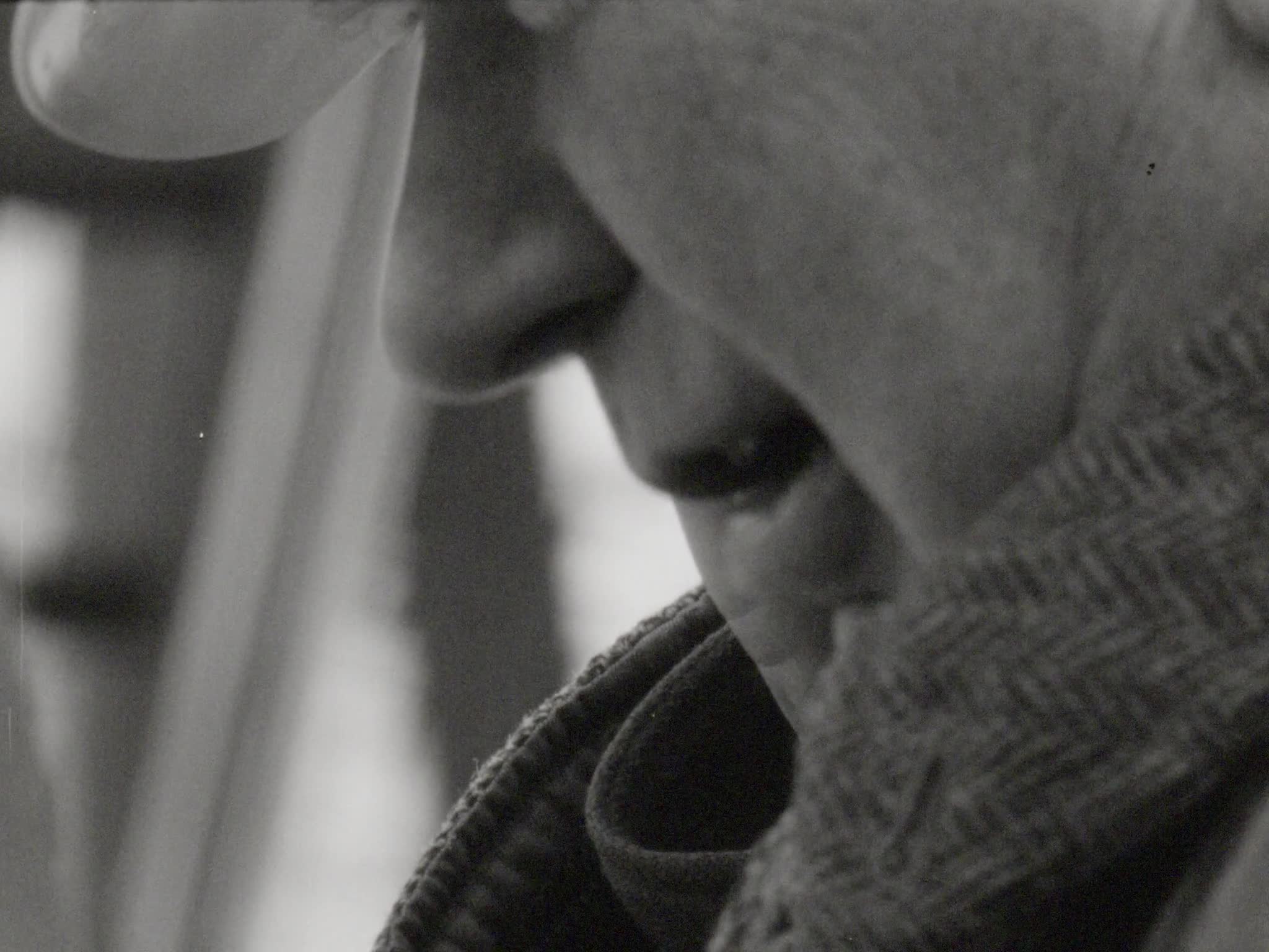 Calder thumbnail image.