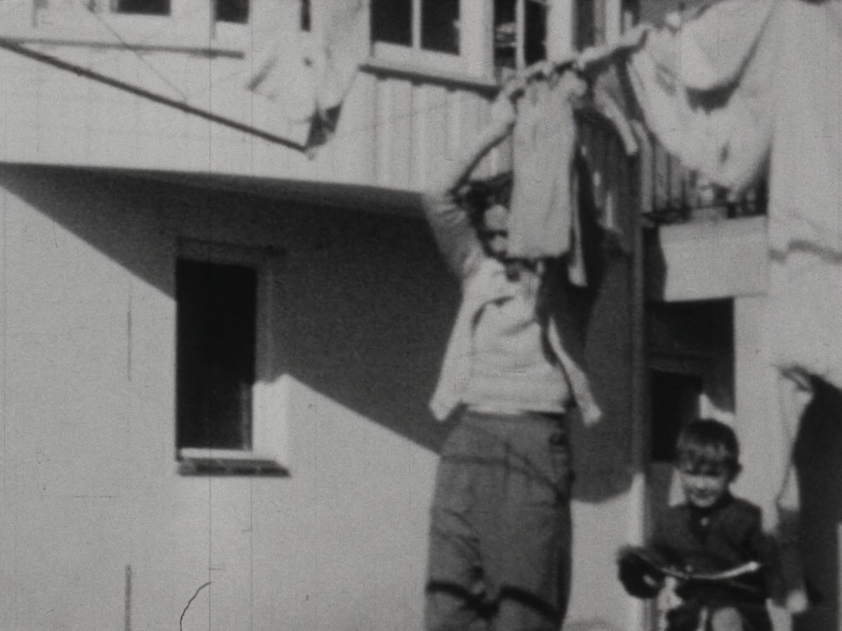 A still image from Pauses