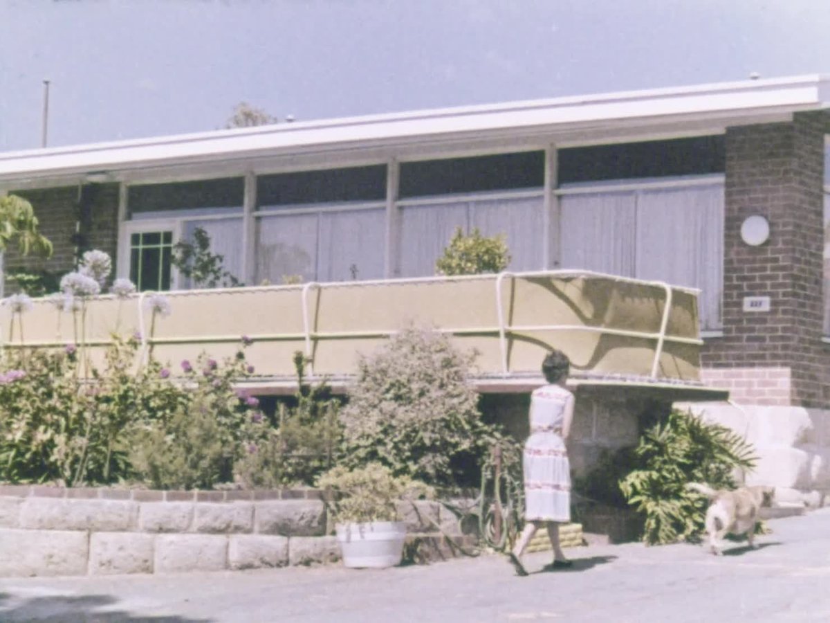 A still image from City on the Swan