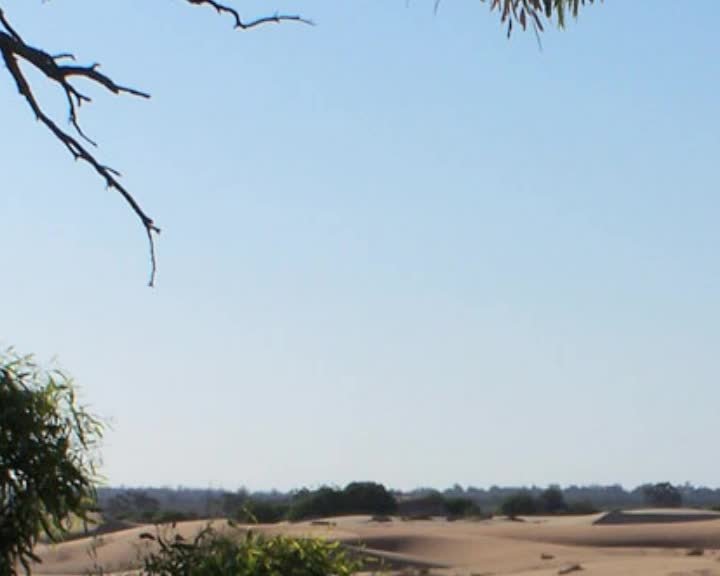 A still image from From the beginning to the resistances