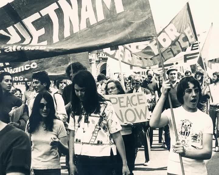 A still image from Taking a chance on love